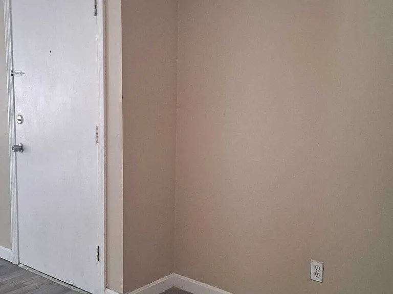 5 Kenmar Dr #7 — Photo 11