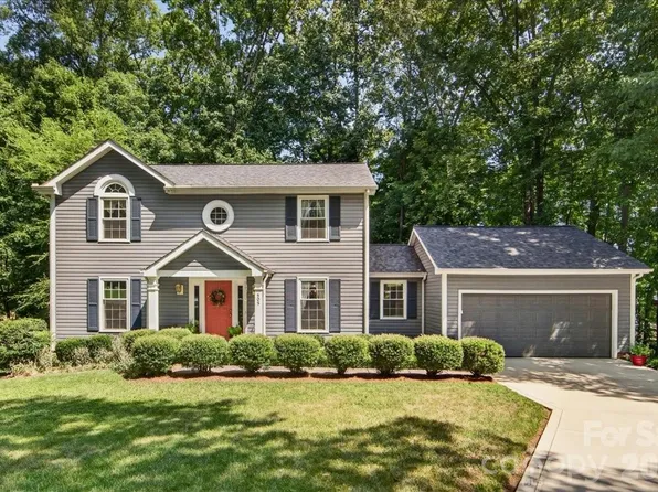 505 Glen Ellyn Ct, Charlotte, NC 28213