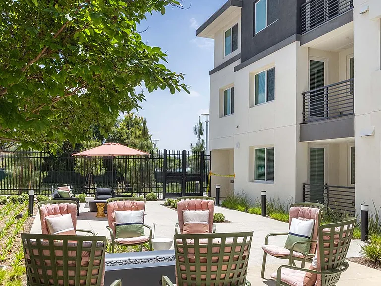 Alexan Noho West — Photo 132