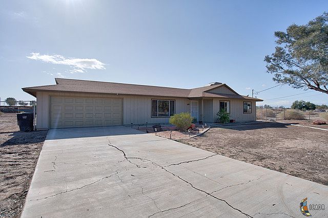 1st image of 115 W Danenberg Dr
