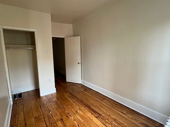 3rd image of 1434 Lombard St APT 3F