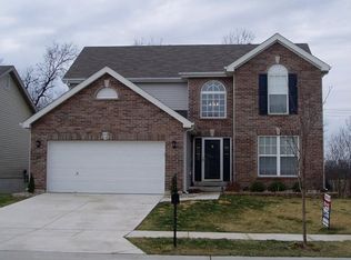 232 Spring Borough Dr, O'Fallon, MO 63368