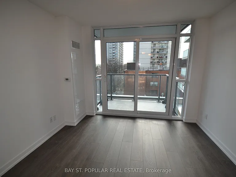 125 Redpath Ave #401 — Photo 6
