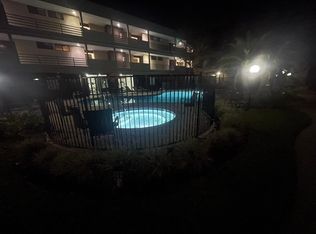 7826 Topanga Canyon Blvd APT 106, Canoga Park, CA 91304