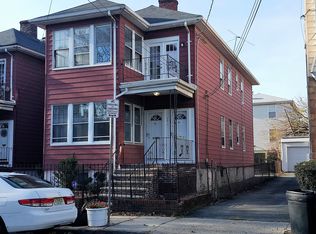 293 Leslie St, Newark, NJ 07112