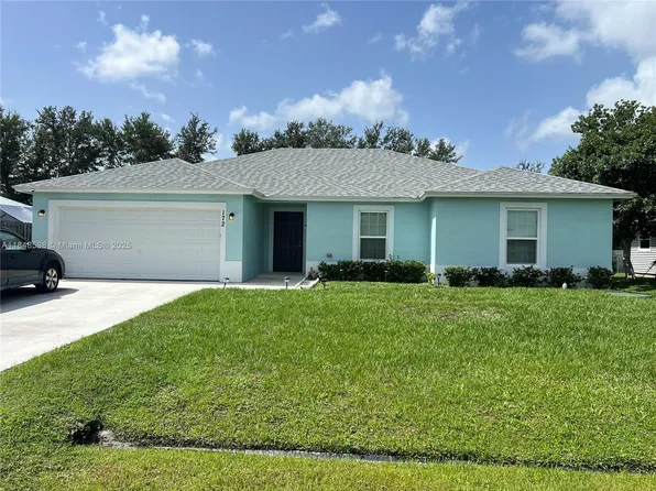 172 SW Langfield Ave, Port Saint Lucie, FL 34984