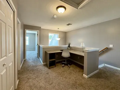 23 Ains Manor Rd #23 — Photo 14