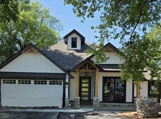 807 E Knoxville St, Greenwood, AR 72936