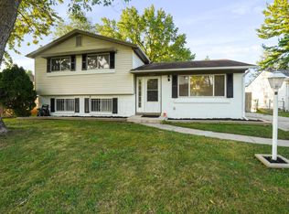 3289 Raynor Dr, Columbus, OH 43219