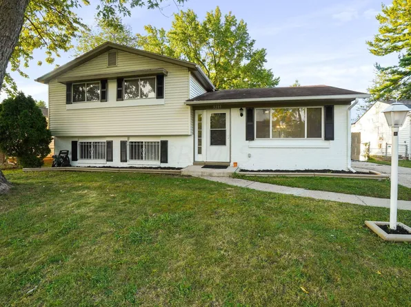 3289 Raynor Dr, Columbus, OH 43219