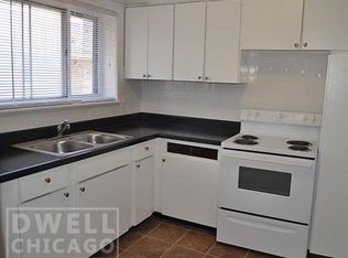 405 Callan Ave #B, Evanston, IL