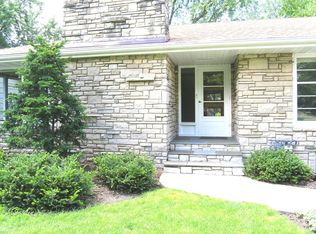5520 Warwick Pl, Edina, MN 55436