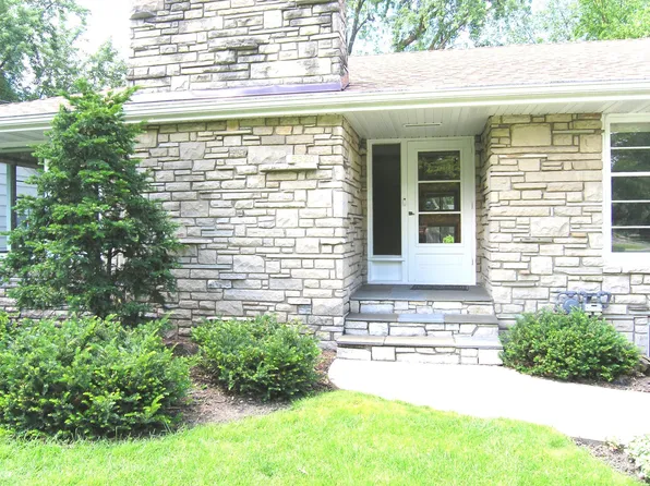 5520 Warwick Pl, Edina, MN 55436