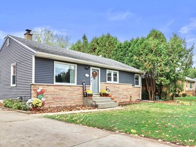 1627 South 170th STREET, New Berlin, WI, 53151