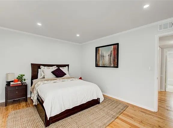3rd image of 5513 Kingsport Dr