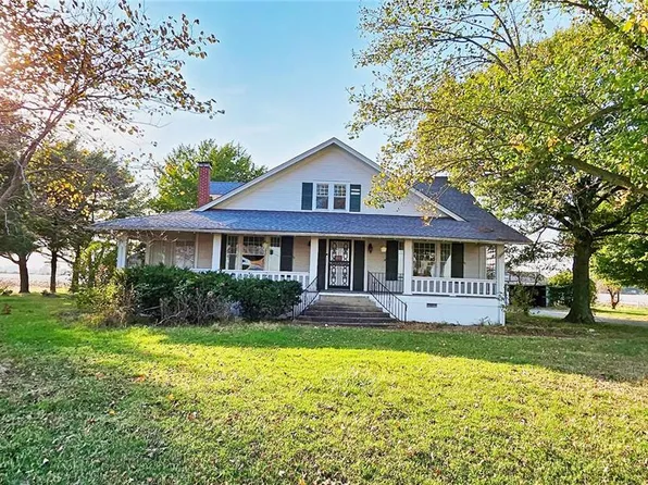 1825 N Highway 105, Charleston, MO 63834