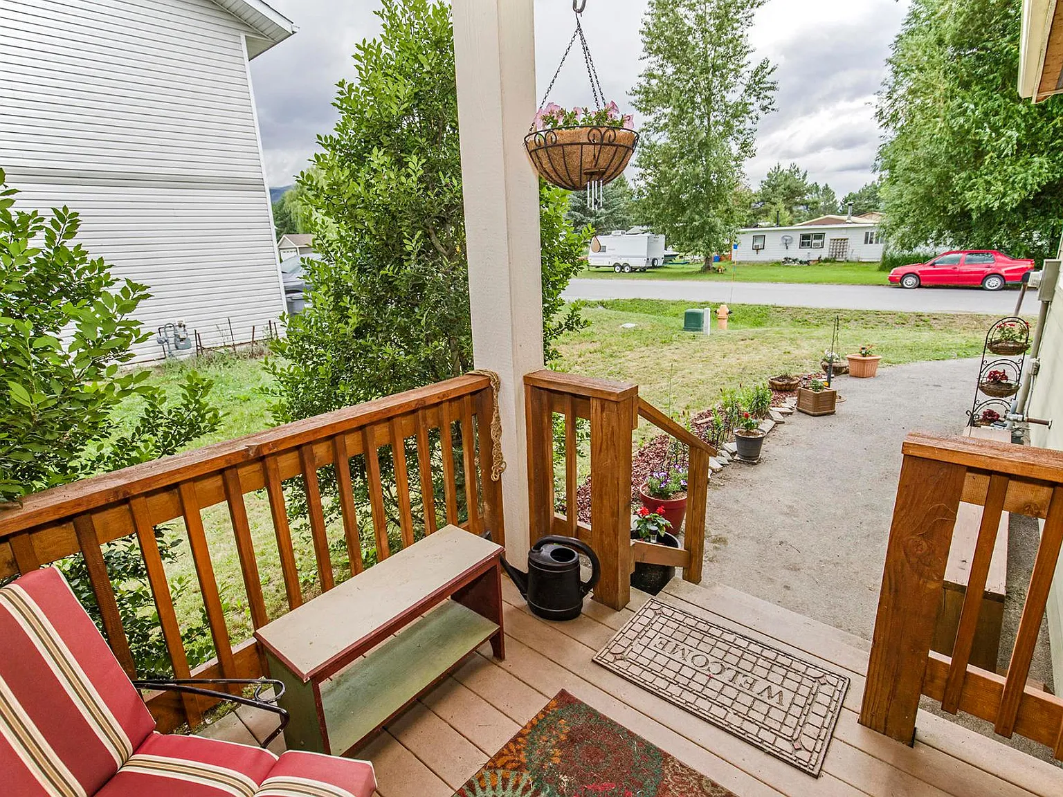 4 bed, 2200 sqft, $2,500 — Photo 4
