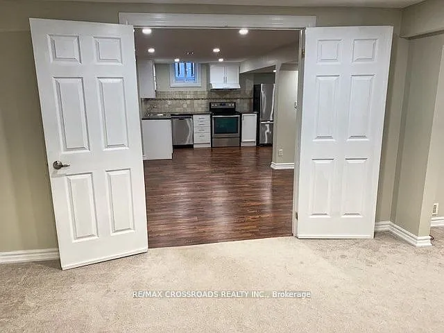 61 Silverbirch Pl — Photo 10