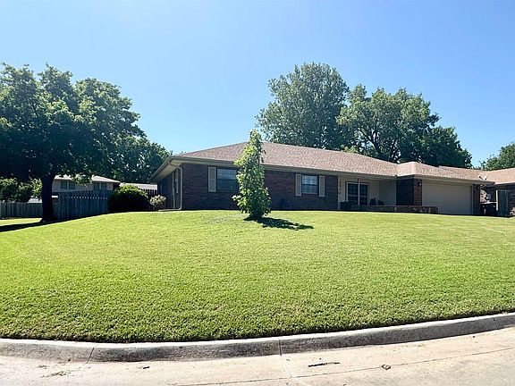2nd image of 2902 Candlestick Ln
