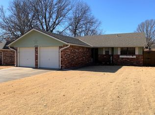 1733 East Dr, Bartlesville, OK 74006