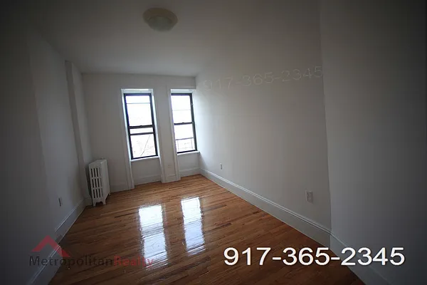 Rented by Metropolitan Realty | media 23