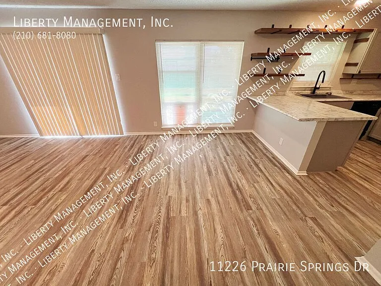 11226 Prairie Springs Dr — Photo 7