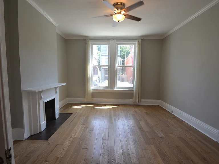 4217 Mad Anthony St — Photo 5