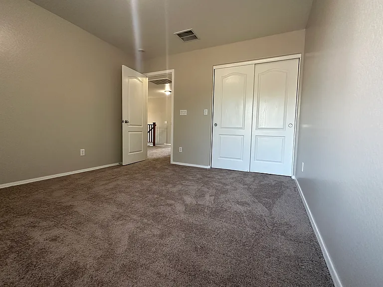 1029 E Canyon Trl — Photo 18