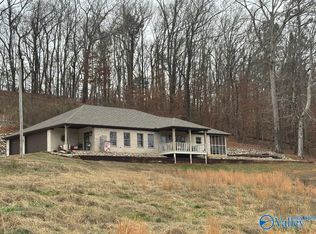 216 Fish Ln, Scottsboro, AL 35769