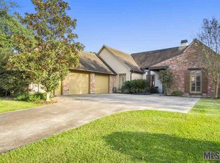 36427 Rue Lamonte Ct, Prairieville, LA 70769