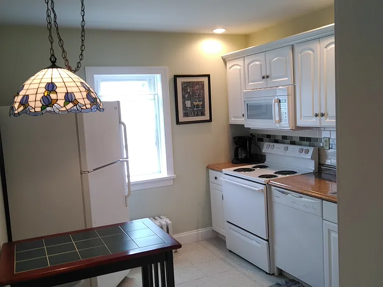 90 E Broad St #3 — Photo 7