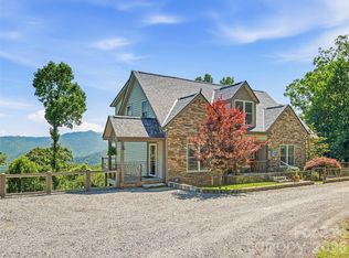 15 Patton Cir, Asheville, NC 28804