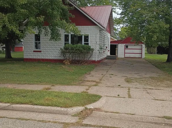 246 Wood Ave, Nekoosa, WI 54457