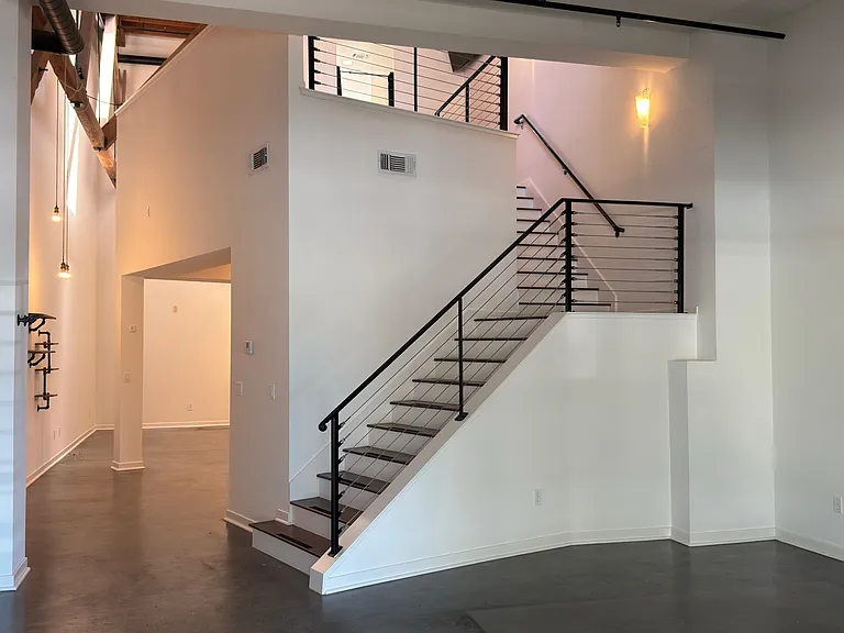 594 Manzana Pl — Photo 1
