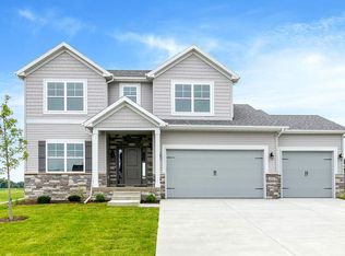 4675 Mason Run, Bettendorf, IA 52722