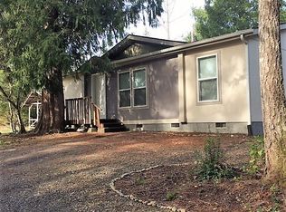 130 E Emerald Lake Dr W, Grapeview, WA 98546