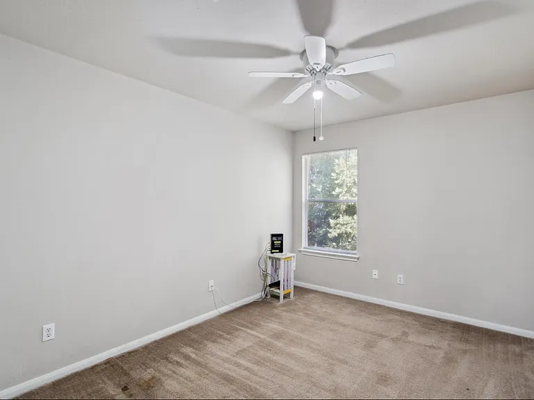 2108 Narrow Glen Pkwy — Photo 10