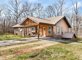 12005 Clover Ln, Rogers, AR 72756