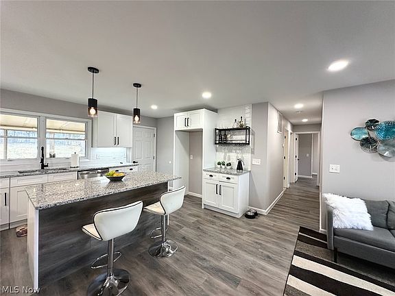 4th image of 5437 Bartlett Rd