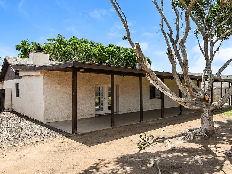 6106 E Ivyglen St — Photo 15
