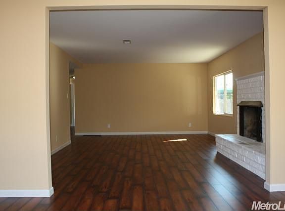 4th image of 5110 Euclid Ave