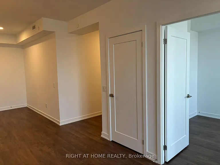 5105 Hurontario St S #2312 — Photo 4