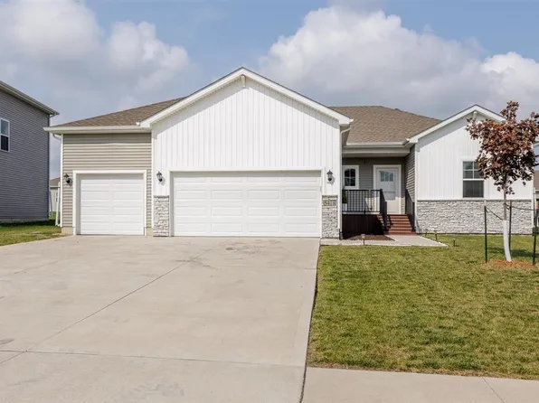 5418 145th St, Urbandale, IA 50323