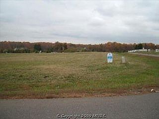 2nd image of 6700 Pond View Ln