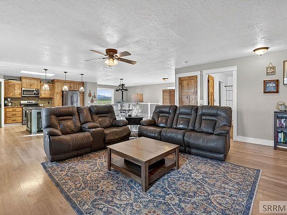 3rd image of 13863 S Robin Rd