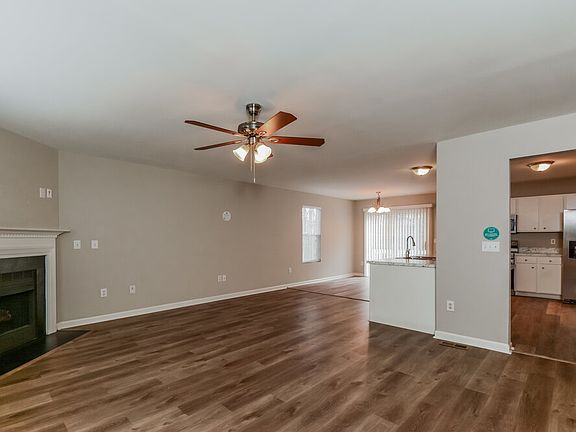 4th image of 713 Marjam Ln