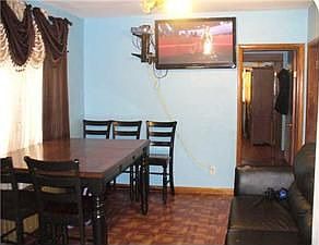 4th image of 58 Crystal Ave