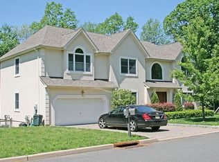 74 Summit Pl, Haworth, NJ 07641