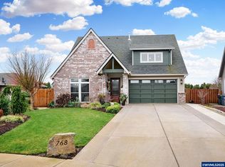 768 Goose Hollow Ct, Woodburn, OR 97071