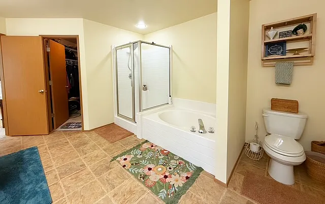21302 Brevik Pl NW — Photo 33